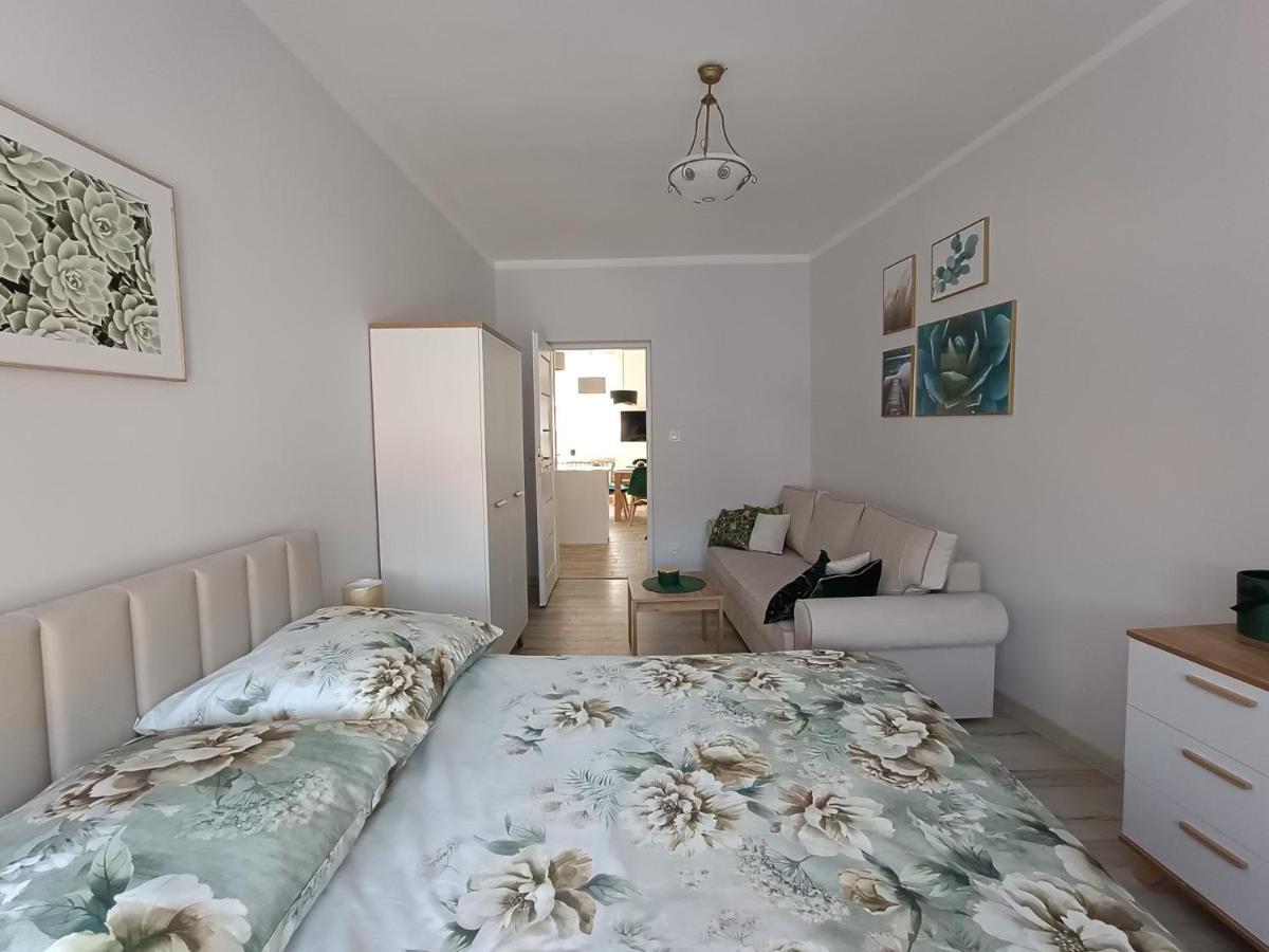 Szmaragdowy Apartament Przy Ulicy Opolskiej Tarnowskie Góry Extérieur photo