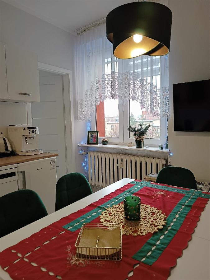 Szmaragdowy Apartament Przy Ulicy Opolskiej Tarnowskie Góry Extérieur photo