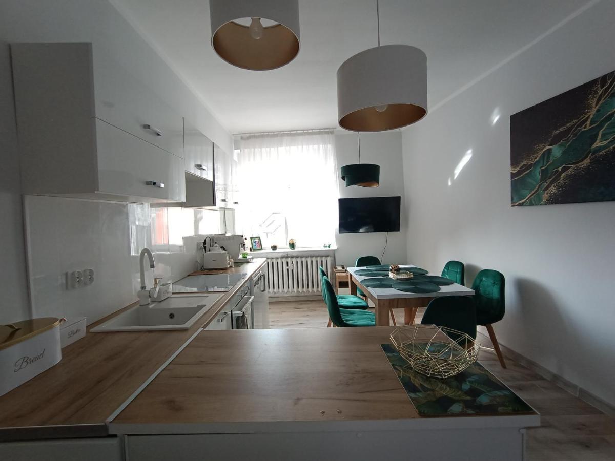 Szmaragdowy Apartament Przy Ulicy Opolskiej Tarnowskie Góry Extérieur photo