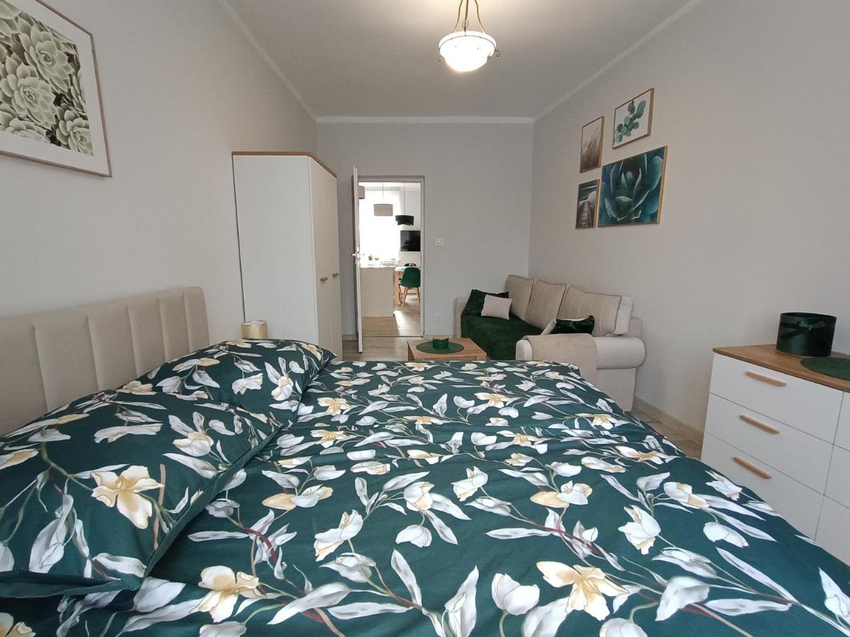Szmaragdowy Apartament Przy Ulicy Opolskiej Tarnowskie Góry Extérieur photo